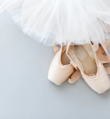 Çocuk Bale Kıyafetleri: Tütü, Tayt, Ayakkabı ve Saç Hazırlığı